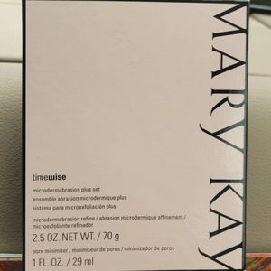 Mary Kay Microdermabrasion Set - NEW!